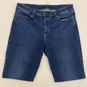Uniqlo Jeans Dark Wash Mid Rise 32x32in
